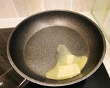 Hình bước làm 2 của món Măng tây, ngô Xào với ba rọi hun khói