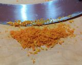 Foto del passaggio 2 della ricetta Semifreddi monoporzione di Pavesini profumati all'arancia