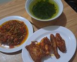 Foto langkah ke 4 dari resep Sayur Bening Daun Kelor.