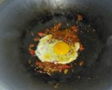 Foto langkah ke 5 dari resep Nasi Goreng Nugget.