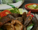 Foto langkah ke 4 dari resep Bacem Jerohan Sapi.