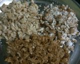 A picture of step 1 of Dry fruit chocolate lollipops.