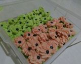 Foto langkah ke 6 dari resep Semprit Susu Berbunga-bunga.