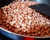 A picture of step 1 of Peanut chikki.