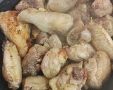 Foto del paso 2 de la receta Pollo frito con ajos
