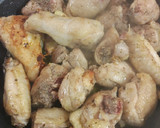 Foto del paso 2 de la receta: Pollo frito con ajos