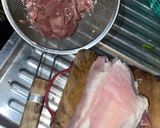 รูปขั้นตอนการทำที่ 1 ของ ก้อยคั่วหมู,ตับ,หนังหมู