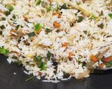 A picture of step 4 of Fried rice.