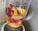 A picture of step 1 of Cocktail smoothie#weekly jikoni.