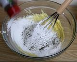Foto langkah ke 2 dari resep 51. KUE KERING 3 BAHAN.