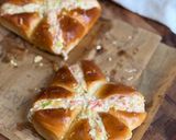 A picture of step 7 of Crab Rangoon Stuffed Hawaiian Rolls.