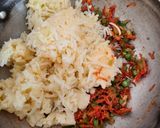 A picture of step 2 of Veg burger.
