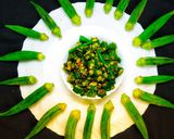 भेंडीची भाजी (bhendi chi bhaji recipe in marathi) रेसिपी स्टेप 3 फोटो 