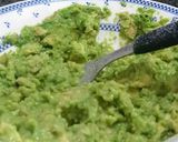 Foto del paso 1 de la receta: Guacamole suave y fácil