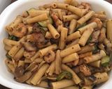 Foto del paso 9 de la receta: Pasta con camarones al olivo