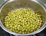 Foto del paso 1 de la receta Guisantes con huevo escalfado