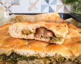 Foto del passaggio 4 della ricetta Pizza focaccia con rape e salsiccia
