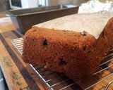 A picture of step 4 of Whole wheat honey zuccini bread (with huckleberries or bananas).