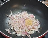 A picture of step 4 of Street Style Vegetable Pulao.