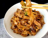 Foto del paso 13 de la receta: Pad see ow {noodles de arroz con pollo y brócoli}