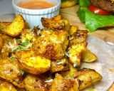 Hình bước làm 5 của món Khoai Tây Nướng Bơ Tỏi & Phô Mai- Roasted Garlic Butter Parmesan Potatoes 🥔 🧄 🧀 🧈