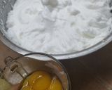 Foto del paso 2 de la receta: Bizcochuelo sin tacc esponjoso