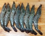 A picture of step 1 of Quick and Easy Shaoxing Drunken Shrimp.