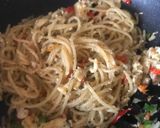 Foto langkah ke 3 dari resep Re-make Spaghetti Aglio Olio Delito.