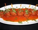 Foto del paso 7 de la receta: Albóndigas de vacuno con salsa de tomate y hierbas frescas