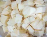 Foto del paso 1 de la receta: Tarta Bizcocho de Manzana Golden