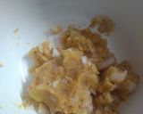 A picture of step 1 of Potato noodles finger.