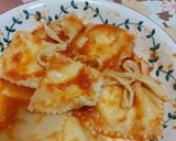Foto del passaggio 7 della ricetta Ravioli di ricotta