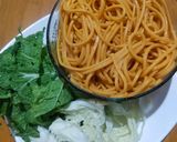 Foto langkah ke 1 dari resep Mie Goreng Rendang.