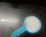 A picture of step 2 of Mint n adarak vali chay.