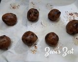 A picture of step 2 of Whole Wheat Chocolate Cookies.