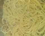 Foto del paso 4 de la receta: Spaghetti con pollo y crema de cebolla