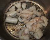 Foto del paso 3 de la receta: Albóndigas estofadas con calamarcitos y setas variadas