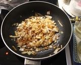 Foto del paso 2 de la receta: Cena a las disparadas para parar el ragú