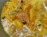 A picture of step 3 of Sweet Sour Pineapple Curry.