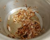 A picture of step 1 of Simple chicken Aloo shorba.