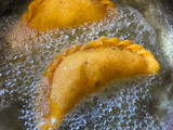 मटार कंरजी (Matar Karanji Recipe In Marathi)