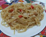 Foto langkah ke 8 dari resep One Pan Spaghetti Aglio Olio.