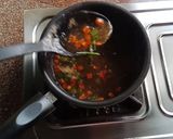 A picture of step 4 of Sabudana soup.