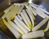 Sült lazac párolt spárgával recept fázis 2 fotója