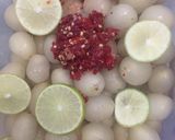 Foto langkah ke 2 dari resep Asinan Rambutan.