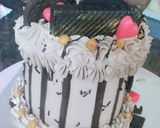 ચોકેલ્ટ ટ્રફલ ક્રીમ કેક =CHOCOLATE TRUFFLE CREAM CAKE🎂🍫in Gujarati ) રેસીપી સ્ટેપ5ફોટો