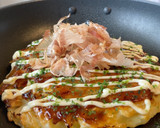 Foto del paso 6 de la receta: Okonomiyaki (お好み焼き)