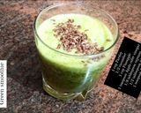 A picture of step 2 of Green smoothie.