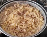 Foto del paso 8 de la receta: Tagliatella con salsa de cebollas y setas caramelizadas y queso de cabra