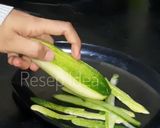 Foto langkah ke 2 dari resep Es Jeruk Timun Serut.